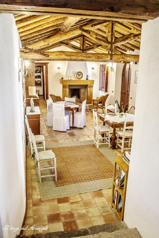 Il Borgo Dell'Arcangelo Tuili Exterior foto